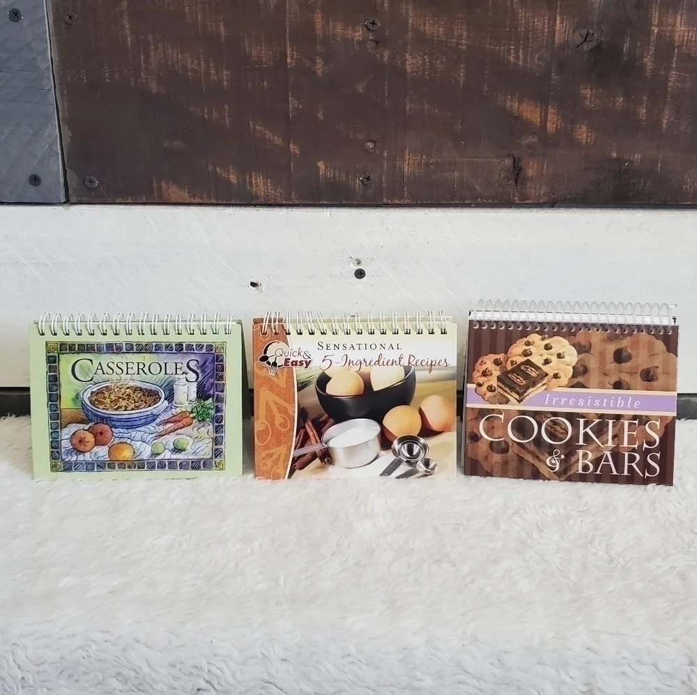 𝅺3 Mini Spiral Hardcover Recipe Cookbooks Casseroles Cookies Bars 5 Ingredients
